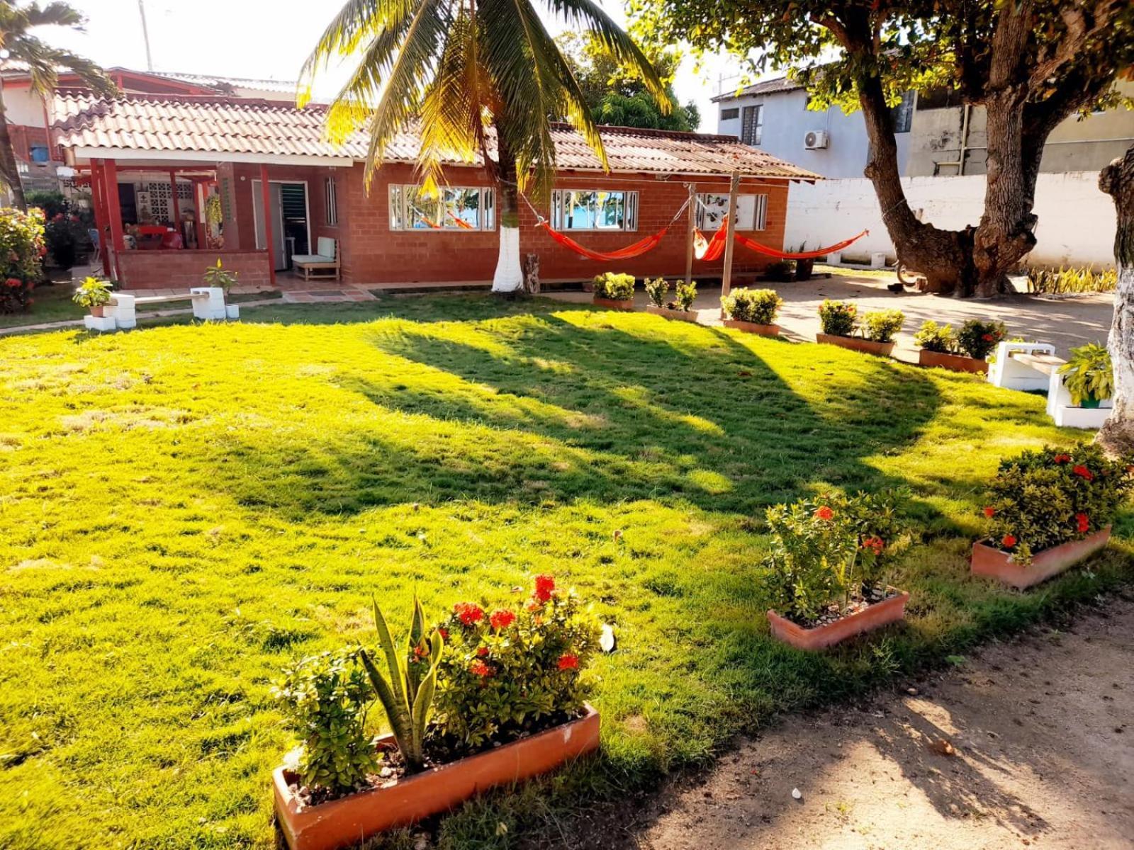 Ortimar Bed & Breakfast Tolu Bagian luar foto